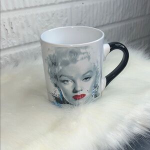 Black and White Ceramic Mug with Iconic Portrait